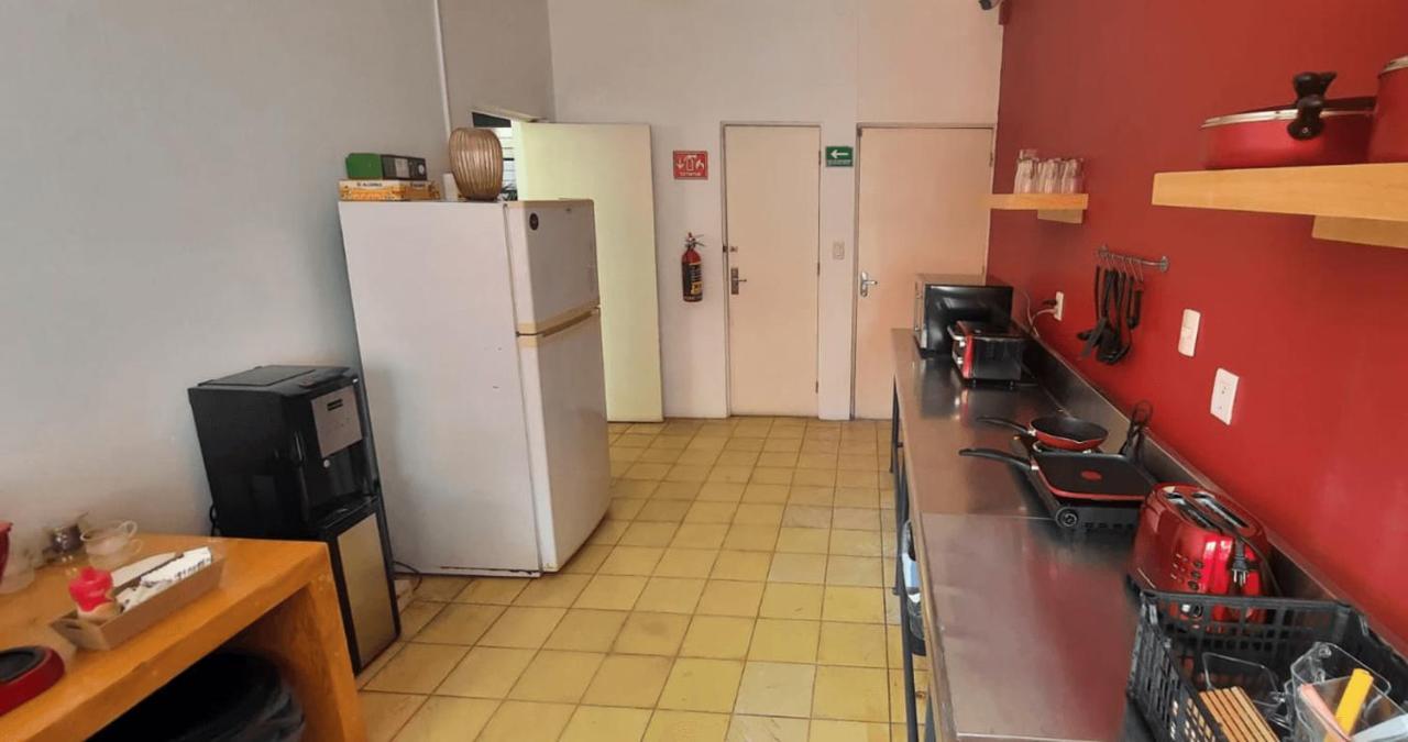 Habitaciones Privadas Con Bano Propio En Una Zona Segura Y Centrica De Guadalajara. Buitenkant foto