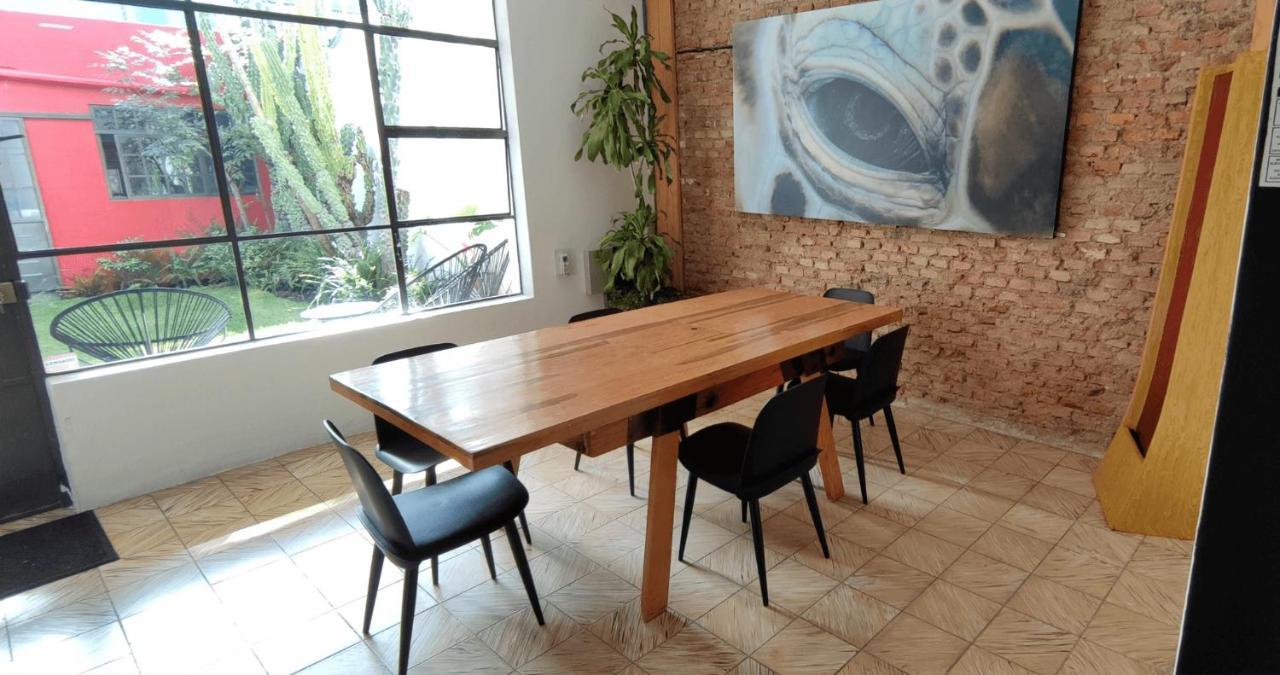 Habitaciones Privadas Con Bano Propio En Una Zona Segura Y Centrica De Guadalajara. Buitenkant foto