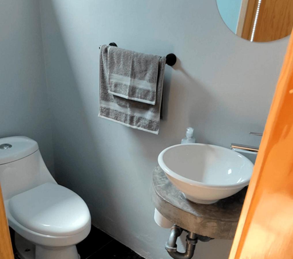 Habitaciones Privadas Con Bano Propio En Una Zona Segura Y Centrica De Guadalajara. Buitenkant foto