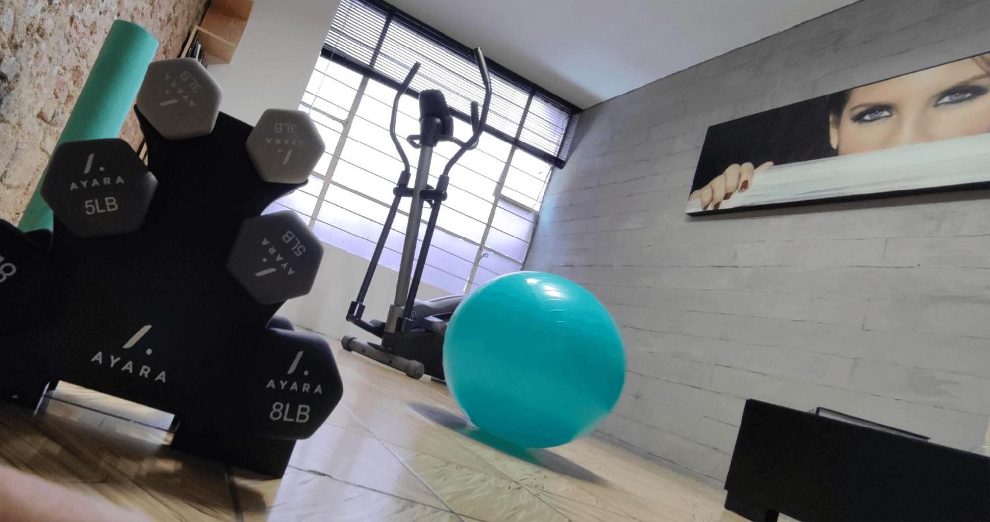 Habitaciones Privadas Con Bano Propio En Una Zona Segura Y Centrica De Guadalajara. Buitenkant foto