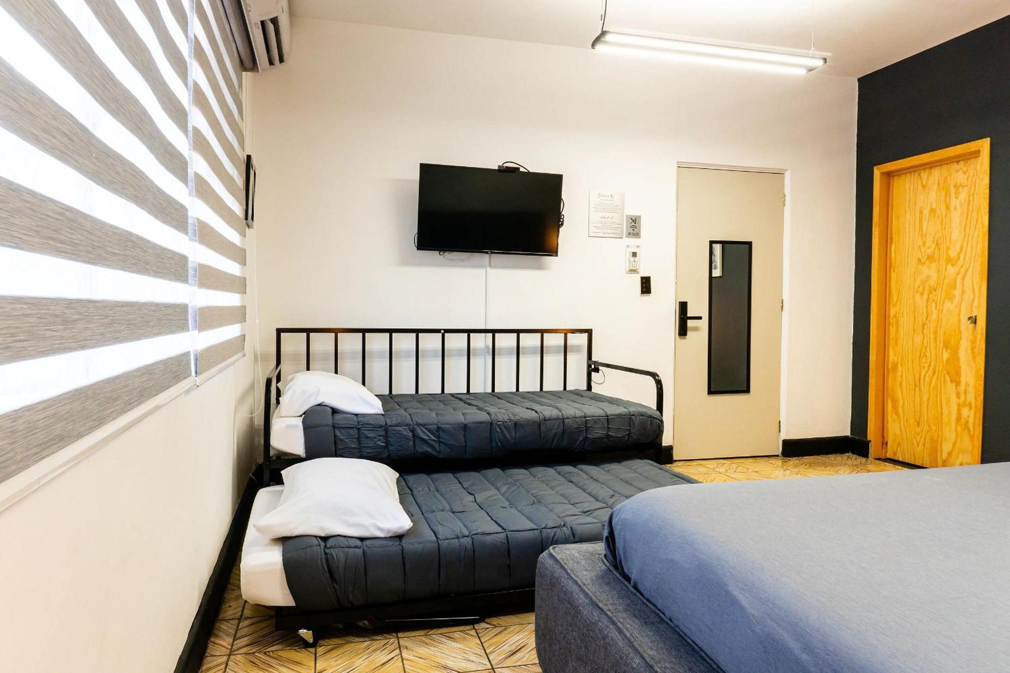 Habitaciones Privadas Con Bano Propio En Una Zona Segura Y Centrica De Guadalajara. Buitenkant foto